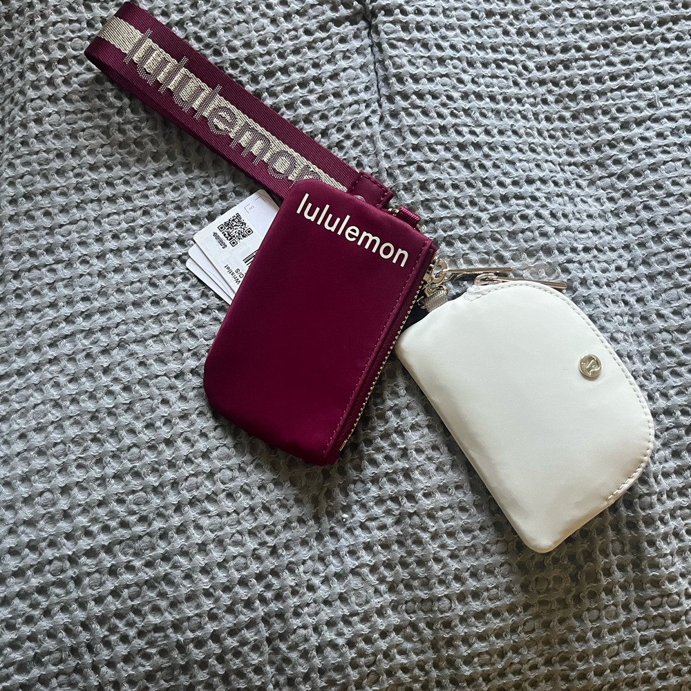 Lululemon Athletica Burgundy/dark res and White Clutch Set